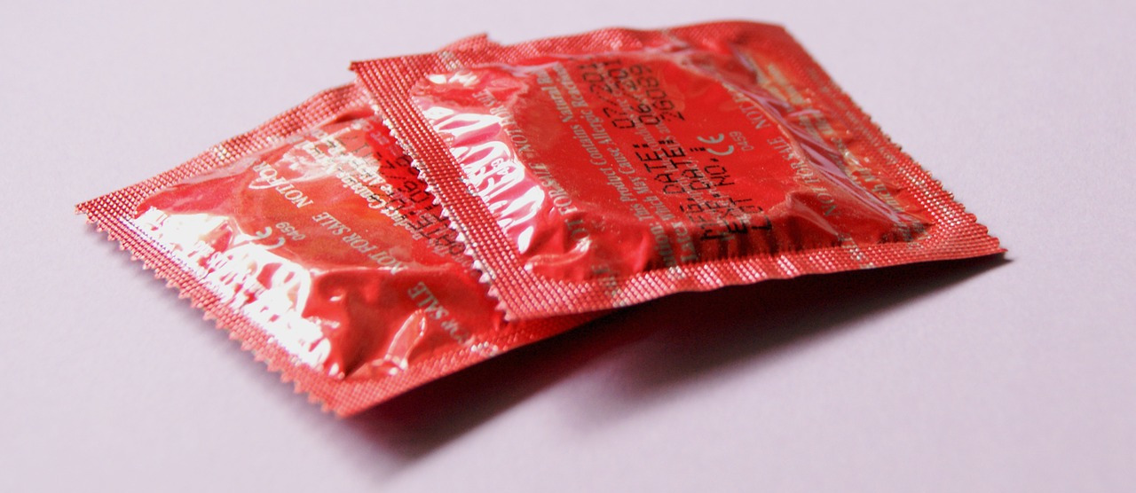 red condoms 849407 1280